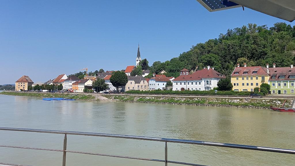 Donau (575)